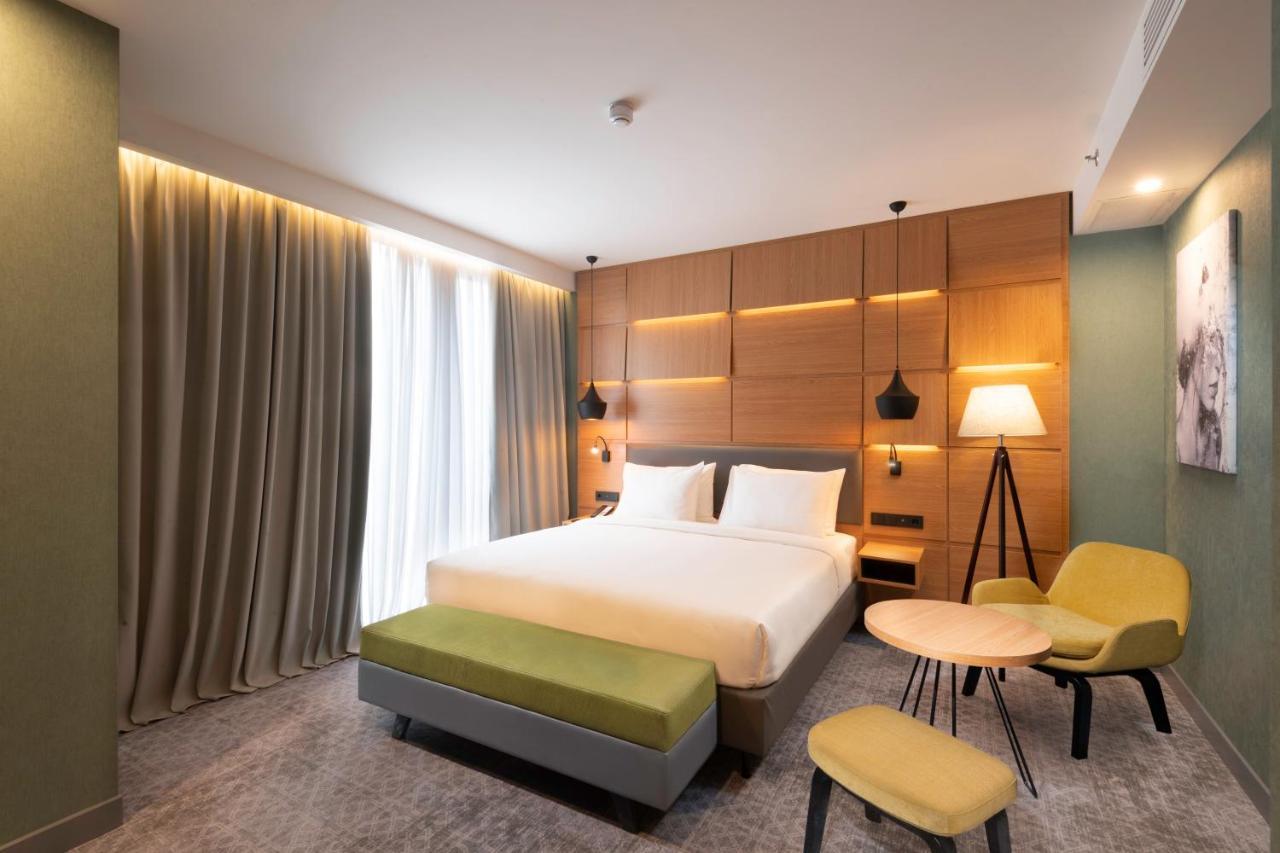 Holiday Inn Yerevan - Republic Square By Ihg Luaran gambar