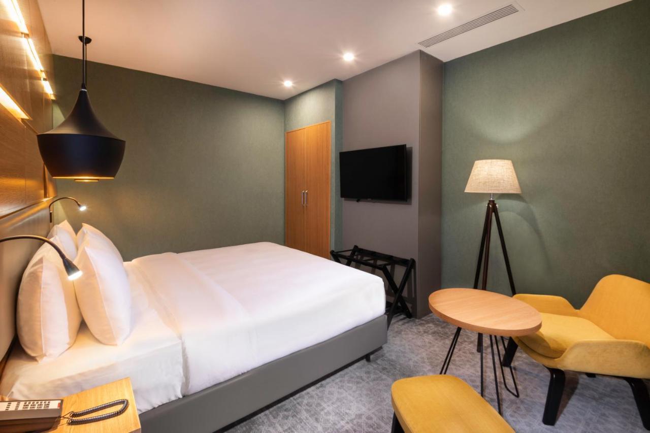 Holiday Inn Yerevan - Republic Square By Ihg Luaran gambar