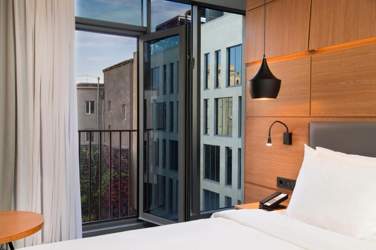 Holiday Inn Yerevan - Republic Square By Ihg Luaran gambar